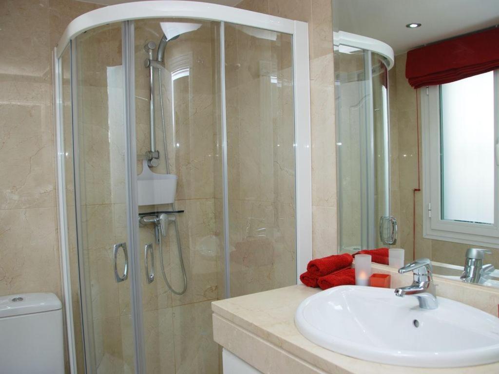 D12 Espectacular Y Moderno Apartamento En Primera Linea - Estepona - Sinfonia Del Mar Exterior foto